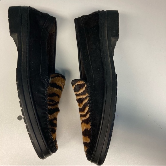 STUART WEITZMAN For  Browns Sz 9.5 Suede Tiger Print Pony Hair Slip On Loafer - Picture 4 of 11